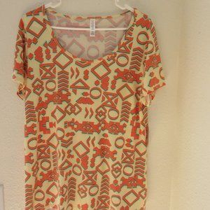 LULAROE Top Size L NWT's